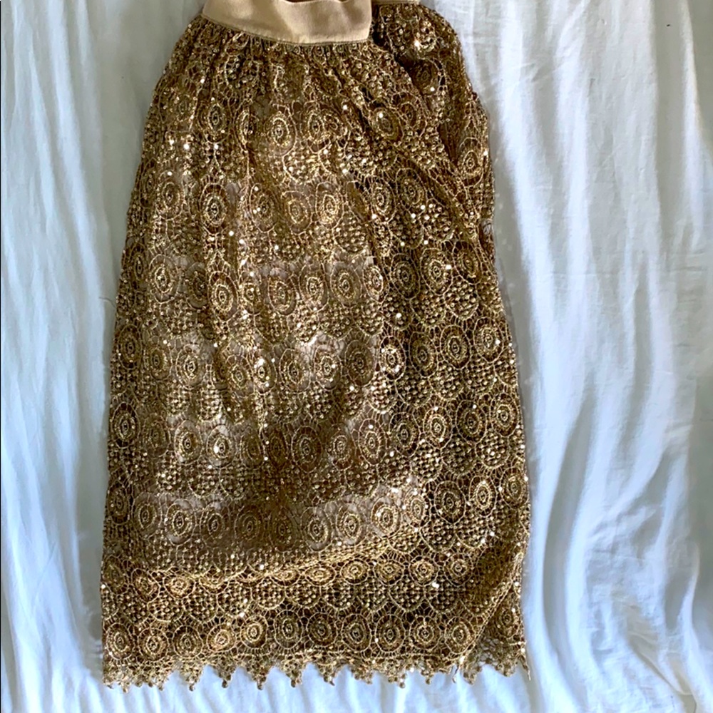Sequins gold skirt
